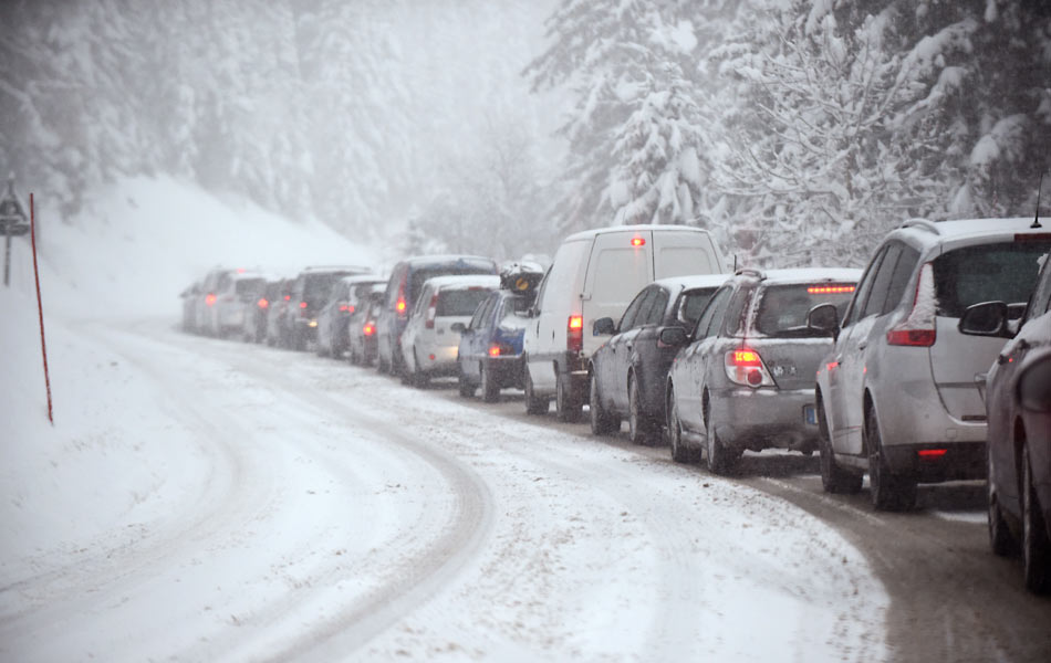 snow storm hits sweden1