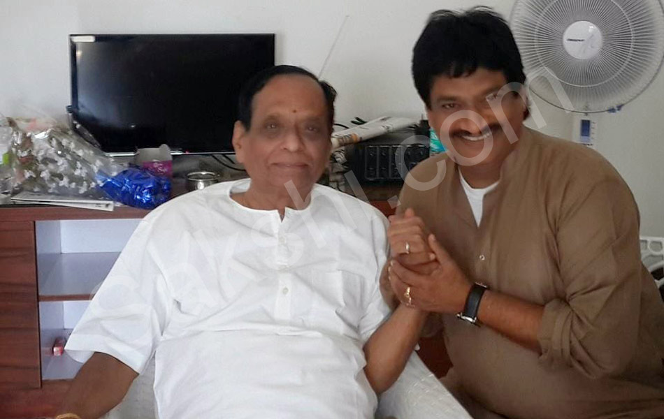 Balamurali krishna passes away - Sakshi11