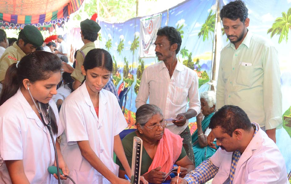 YSRCP social service - Sakshi1