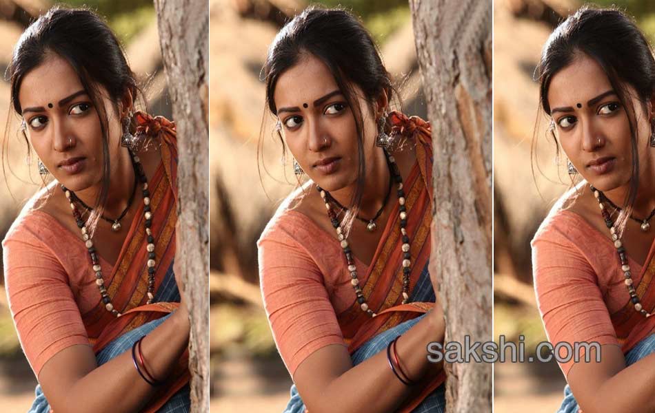 gajendrudu movie stills7