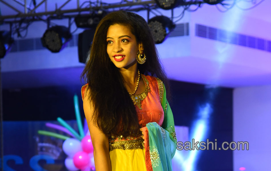 fashion design in vijayawada - Sakshi19