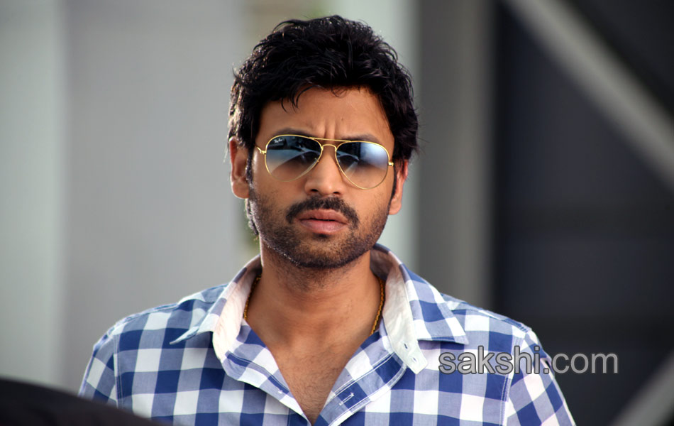 Emo Gurram Eguravachchu Stills - Sakshi29