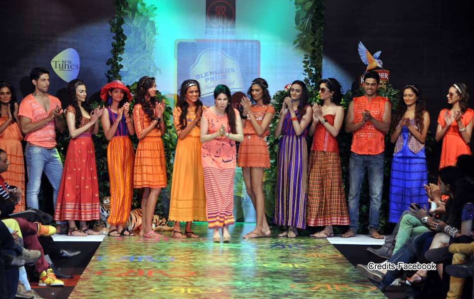 Bangalore Fashion week kicks off to a glittering start - Sakshi19