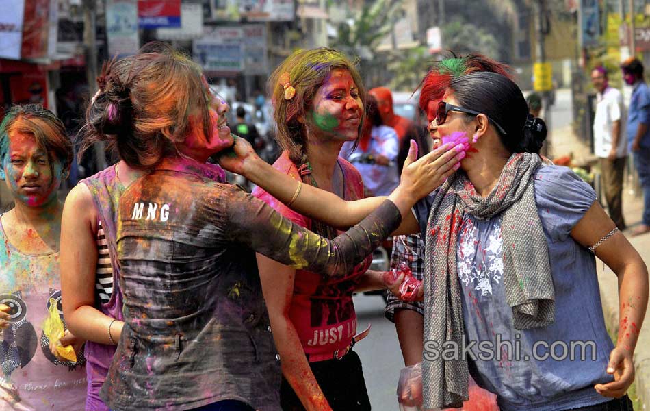 Holi Celebrations Overall Country3