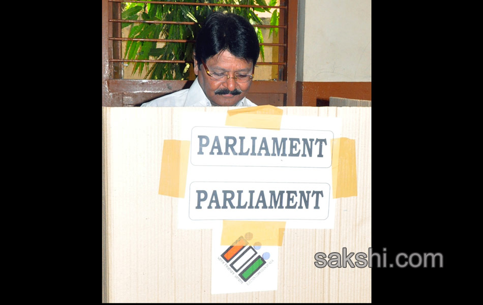 MLA MP candets uses their vote rights8