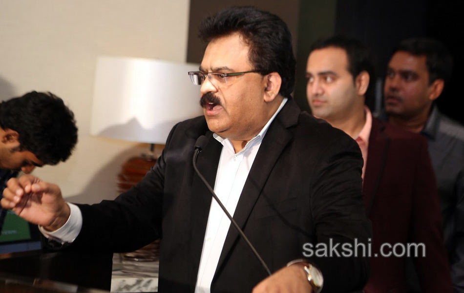 Los Angeles talkies logo launch12