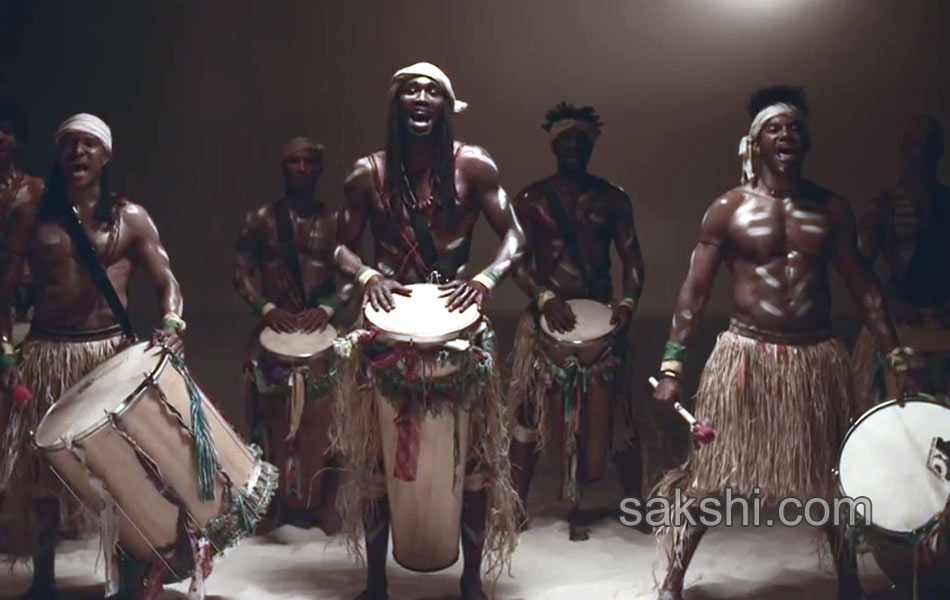 Shakira s la la la song images - Sakshi17