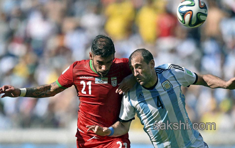 messi gives victory to argentina over iraq - Sakshi8
