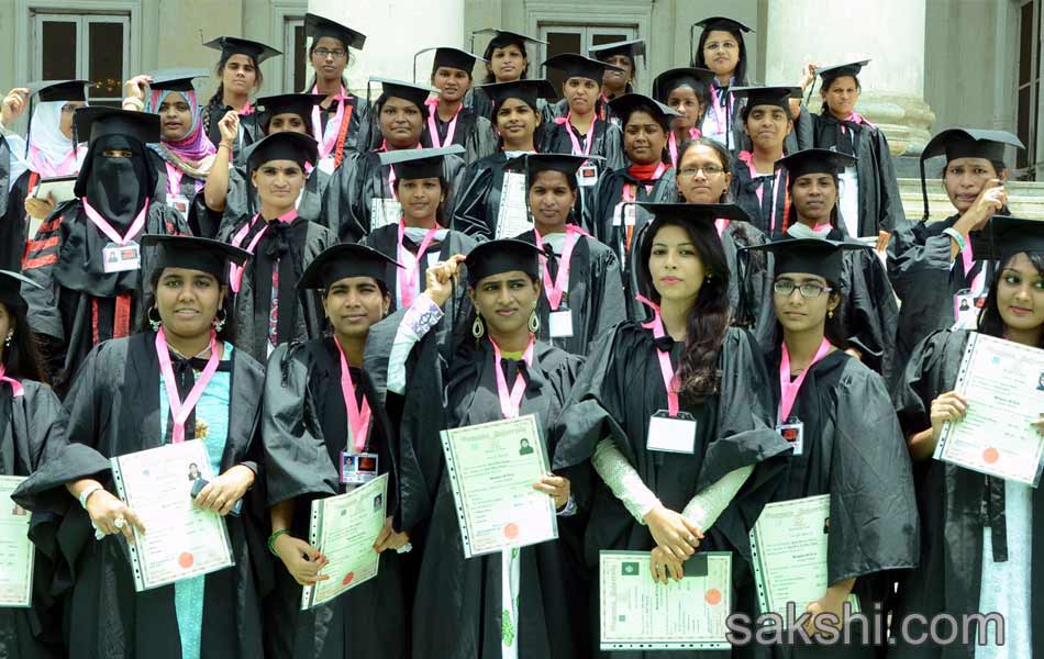Srinidhi Institute of Science and Technology convocations in madhapur11