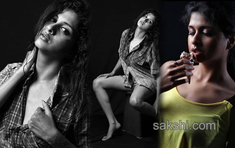 Ram Gopal Varma Ice Cream 2 Heroine11