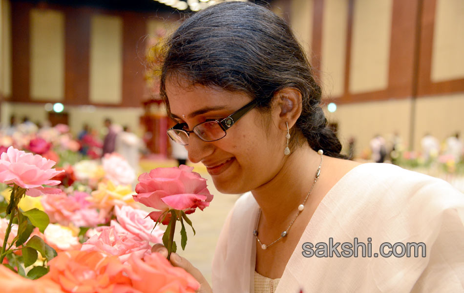 Rose Show in Hyderabad International convention Center2