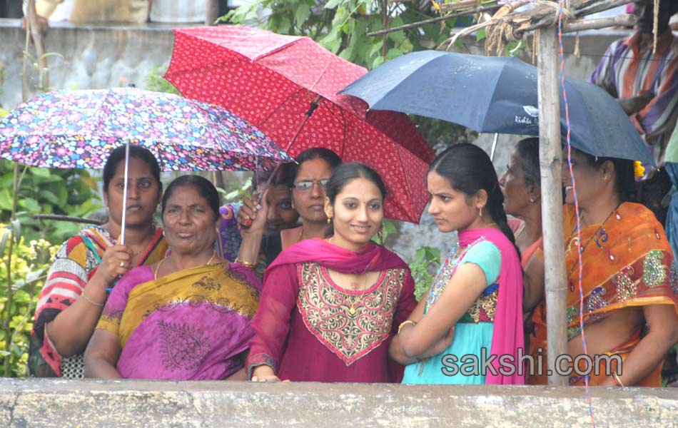 ys jagan mohan reddy unveiled gottipati narasaiah statue at yaddanapudi - Sakshi7