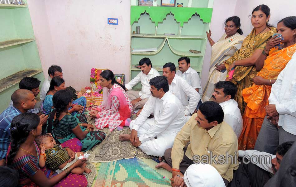 6th day of sharmila s tour in nalgonda district6