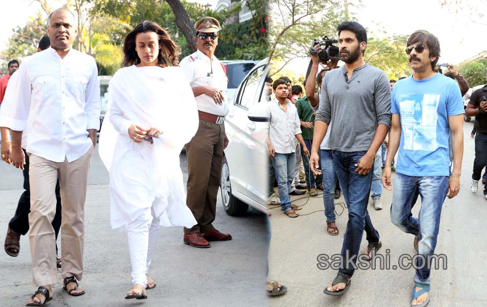 celebrities pays tribute to ramanaidu - Sakshi15