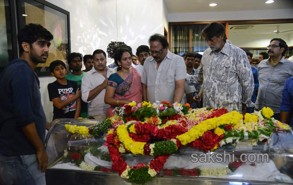 celebrities pays tribute to ramanaidu - Sakshi7