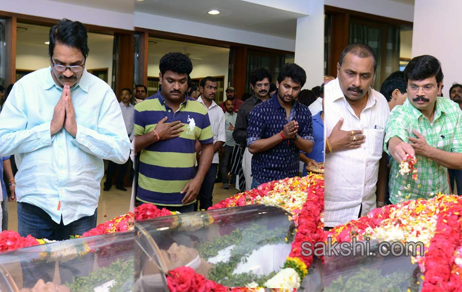 celebrities pays tribute to ramanaidu - Sakshi36