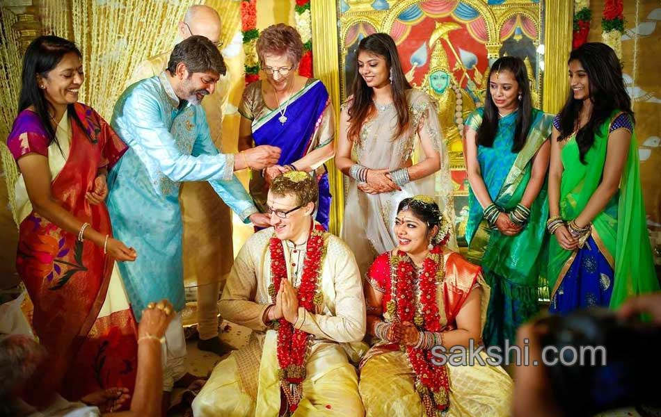 Jagapathi Babu Daughter Marriage photos1