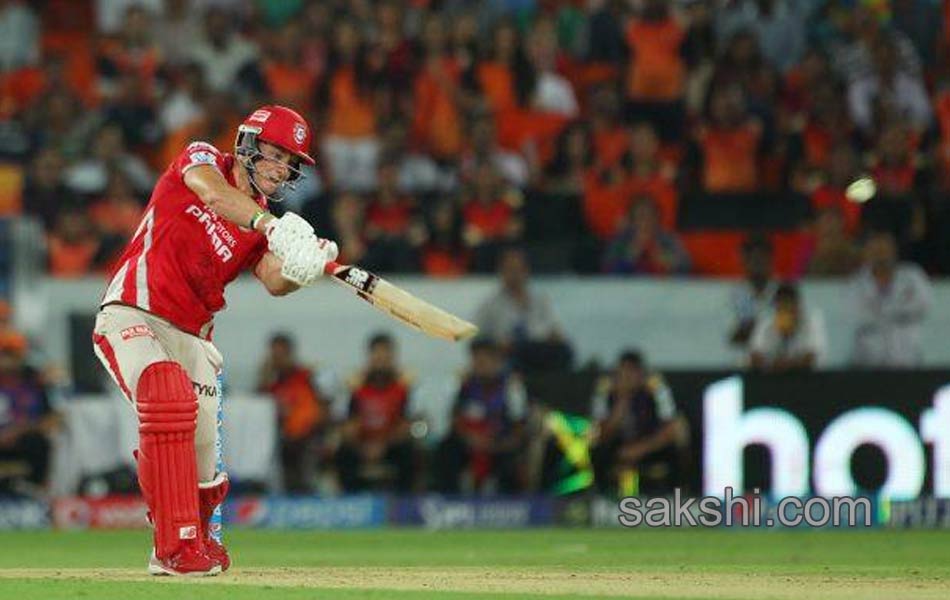 Sunrisers Hyderabad aim for play off glory21