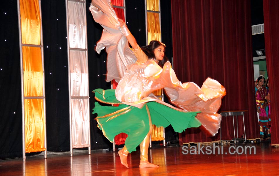 grand wave celebrations in dubai11