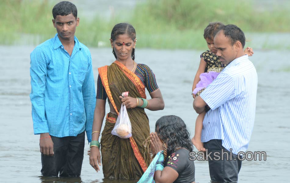 telangana pushkaralu 2015 - Sakshi22