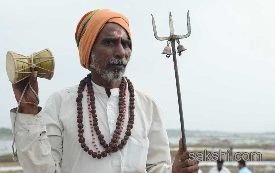 telangana pushkaralu 2015 - Sakshi23