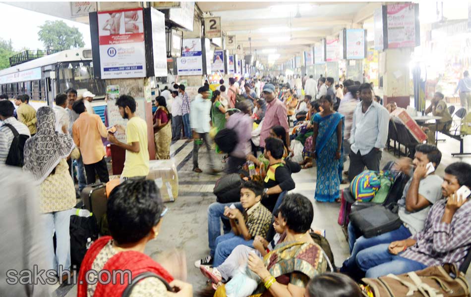 Rush People continues to Pushkarni4