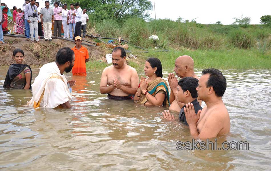 telangana godavari pushkaralu - Sakshi1