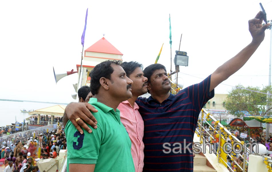 Godavari - Sakshi15