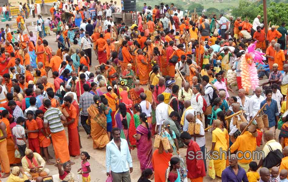 Thiruttani Subramanya Swami8