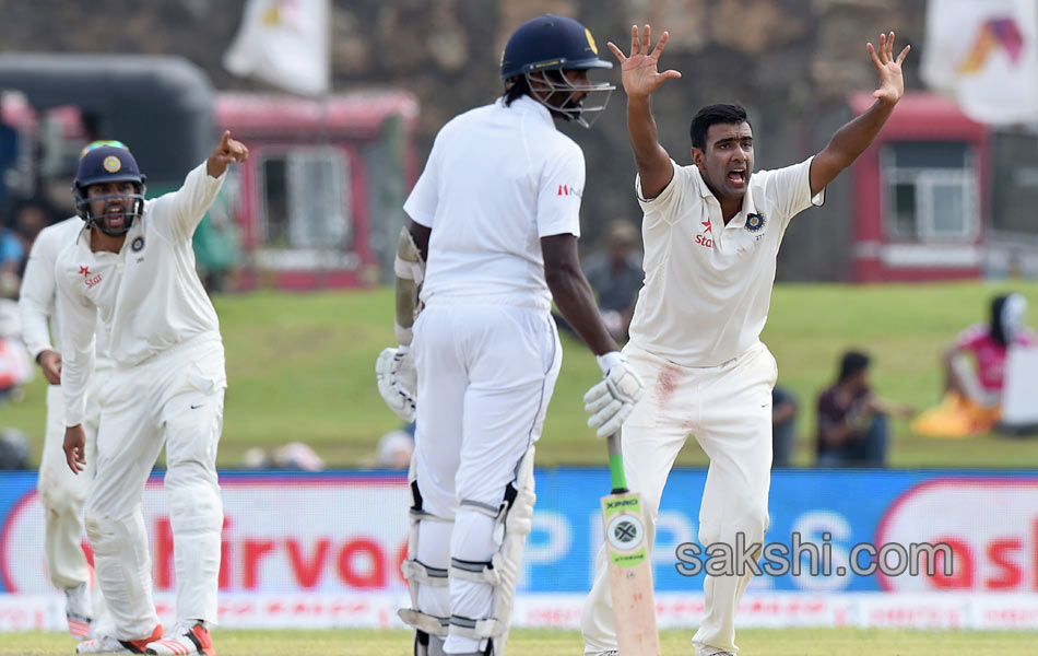 Ashwin six for puts India in charge1