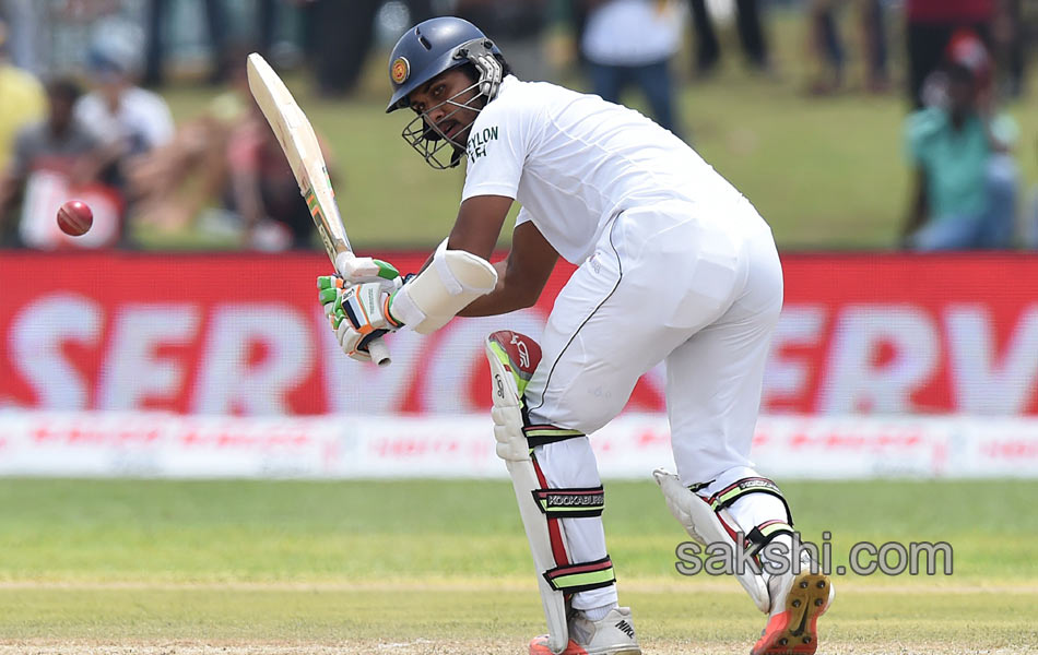 Ashwin six for puts India in charge13