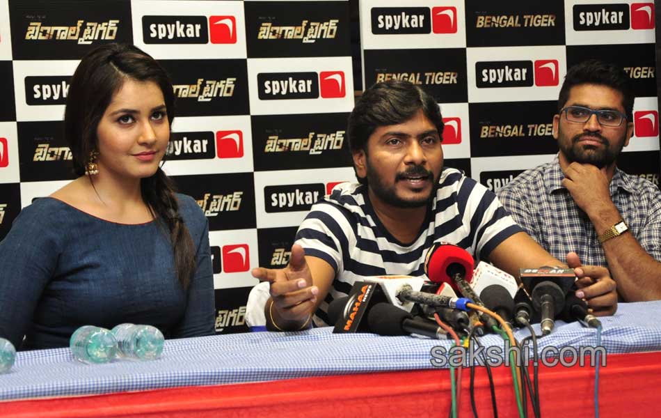 Bengal Tiger Movie Team Spykar Store9