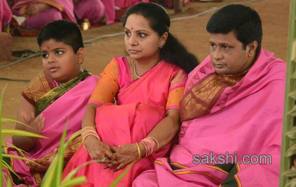 kcr ayutha hcndiyagam - Sakshi3