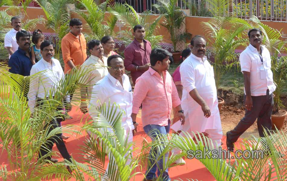 kcr ayutha hcndiyagam - Sakshi17