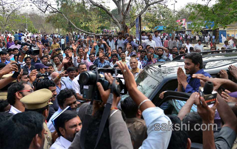 rohith vemula is brilliant student says ys jagan - Sakshi6