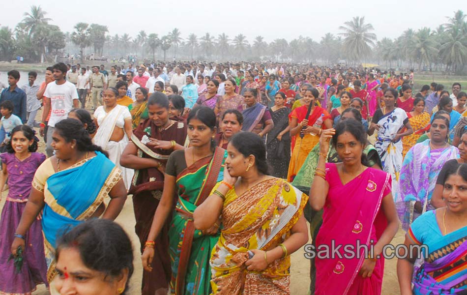 andhra pradesh high tension in tunduru6
