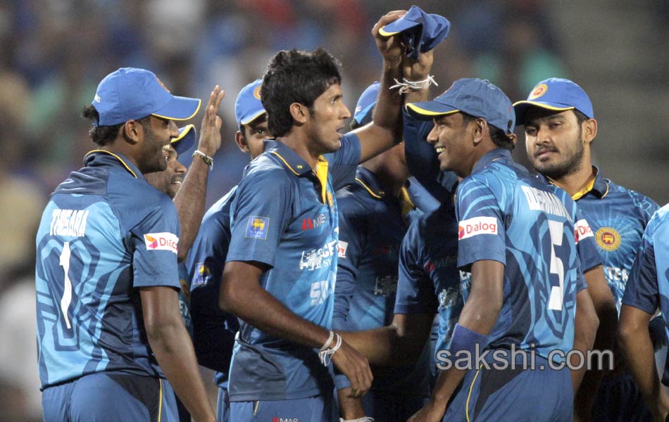 Sri Lanka seamers topple India on green track - Sakshi6