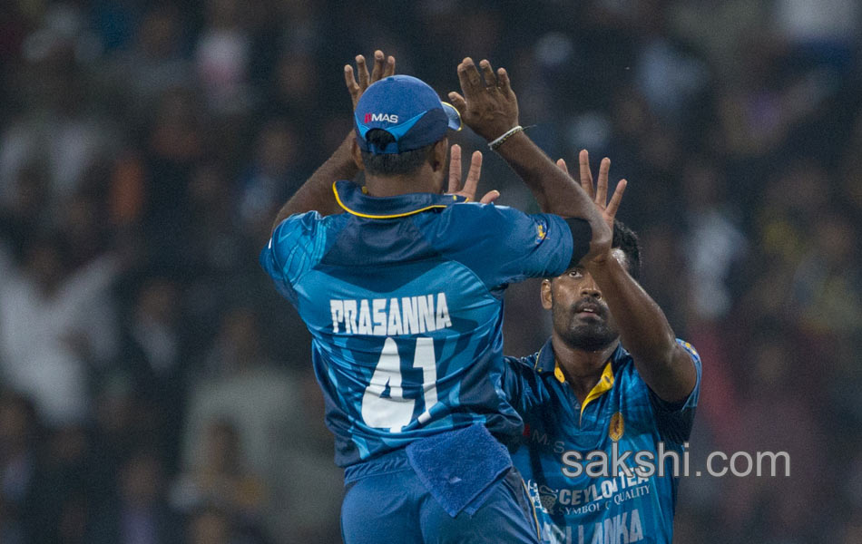 india won second T20 match - Sakshi16
