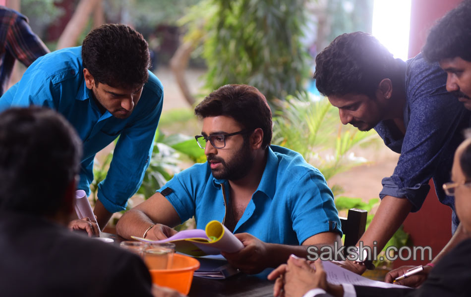 Raja Cheyyi Veste working stills - Sakshi3