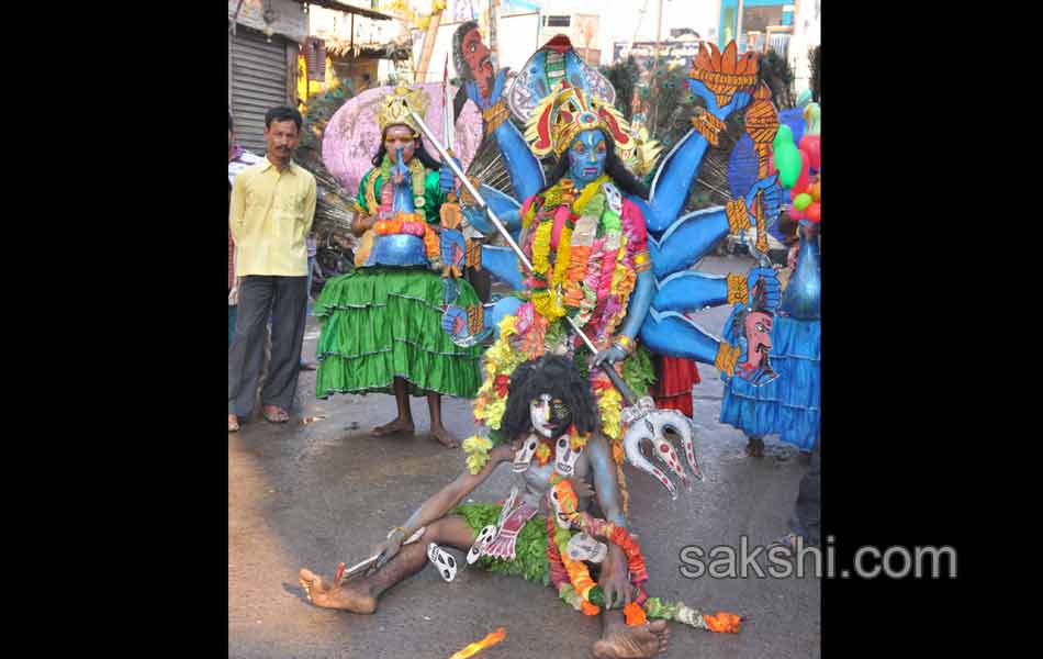 Thousands Witness Chennakesava Rathotsavam25