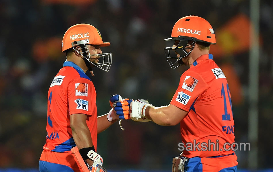 Gujarat Lions win on Kolkata Knight Riders - Sakshi11