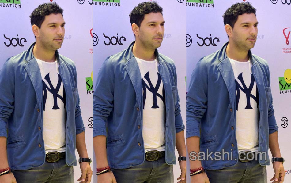 Virat Kohli and Yuvraj Singh dance the night away at charity gala dinner2
