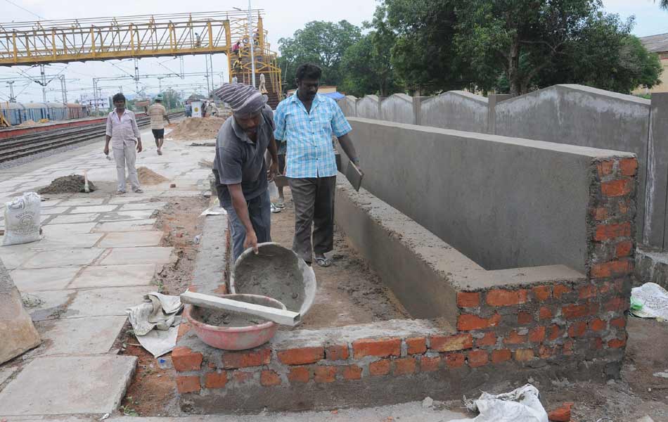 Railway Department Ready for pushkaram5