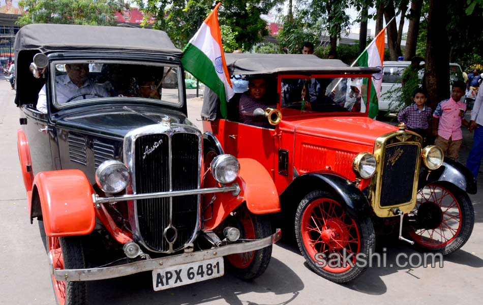 vintage show in lumbini park10