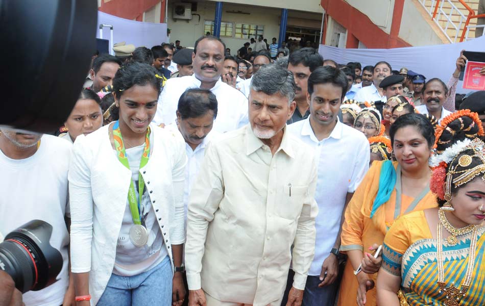 grand welcome for sindhu17