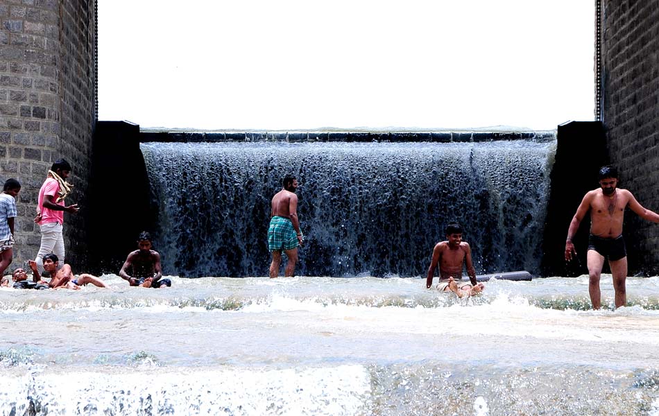 high water levels at prakasam  barrage - Sakshi13