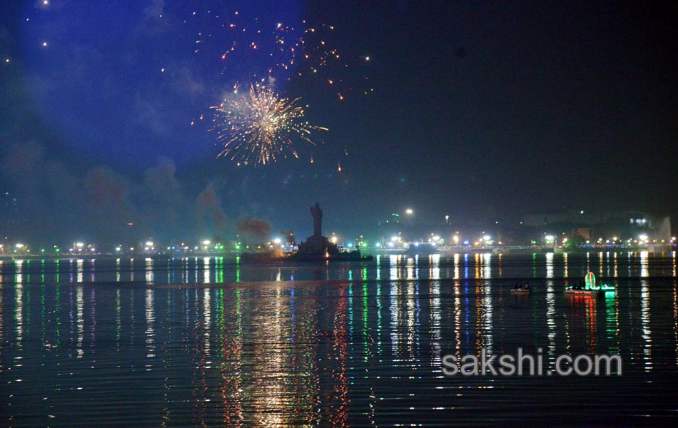 bathukamma festival in Hussain Sagar27