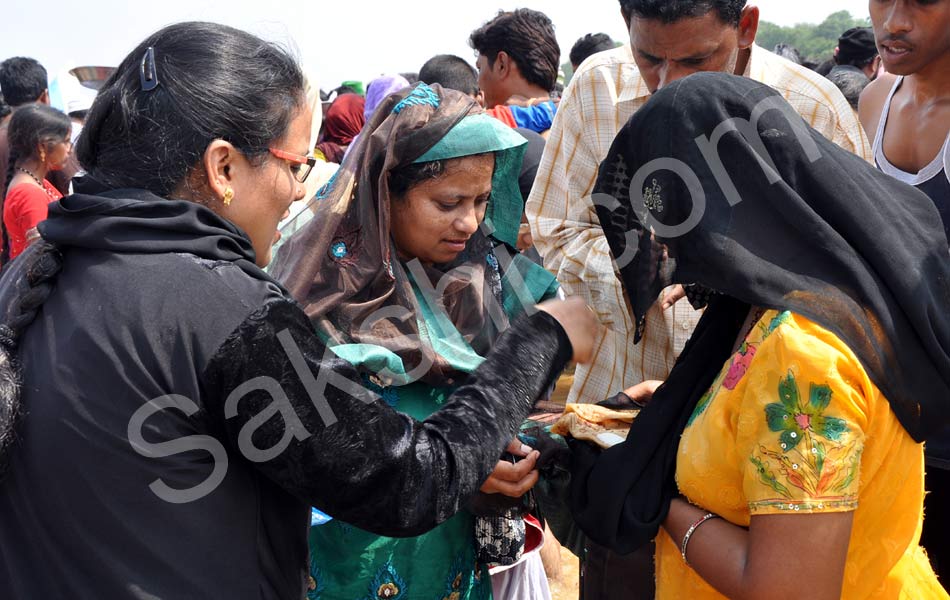 huge crowds to rottela panduga festival9