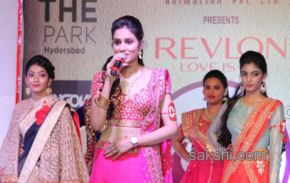 Miss and Mrs Gujarati - Sakshi14