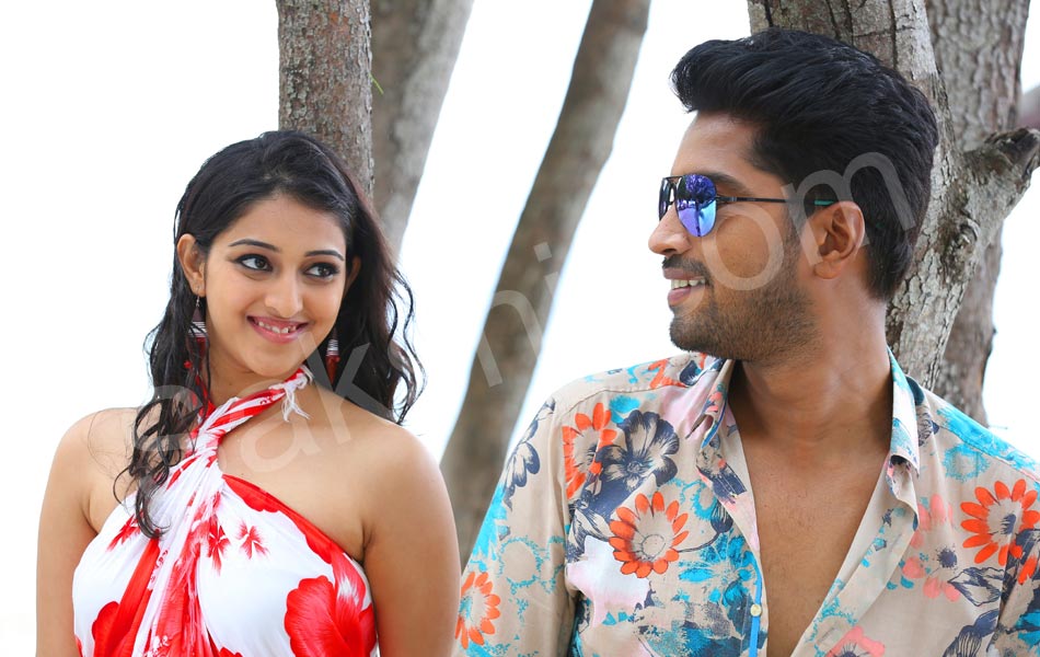 Intlo Deyyam Naakem Bhayam movie stills6